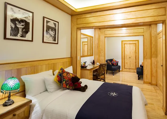 Parque Espana Hotel 4*